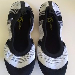 Yosi Samra Flats Size 7 Camillia Fordable Flats